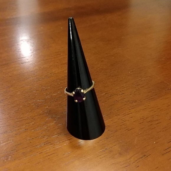 Vintage gold and amethyst ring